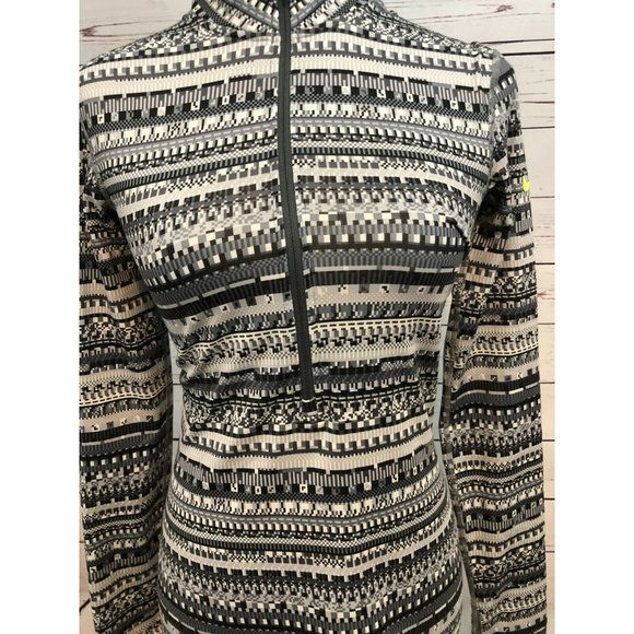 Nike pro Long Sleeve Shirt 1/4 zip pullover size Small Geometric Sweatshirt Half - Picture 2 of 6